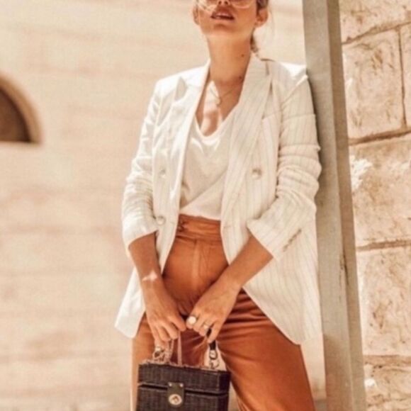 Veronica Beard Apollo Linen Dickey Jacket Blazer – White Pinstripe, Size 2 - Picture 3 of 9